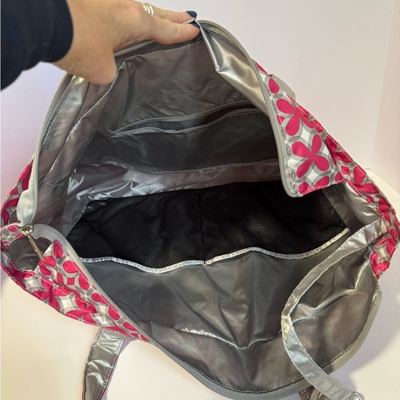 Ju Ju Be Pink Gray Silver Pinwheels large lightweight bag - Picture 6 of 7